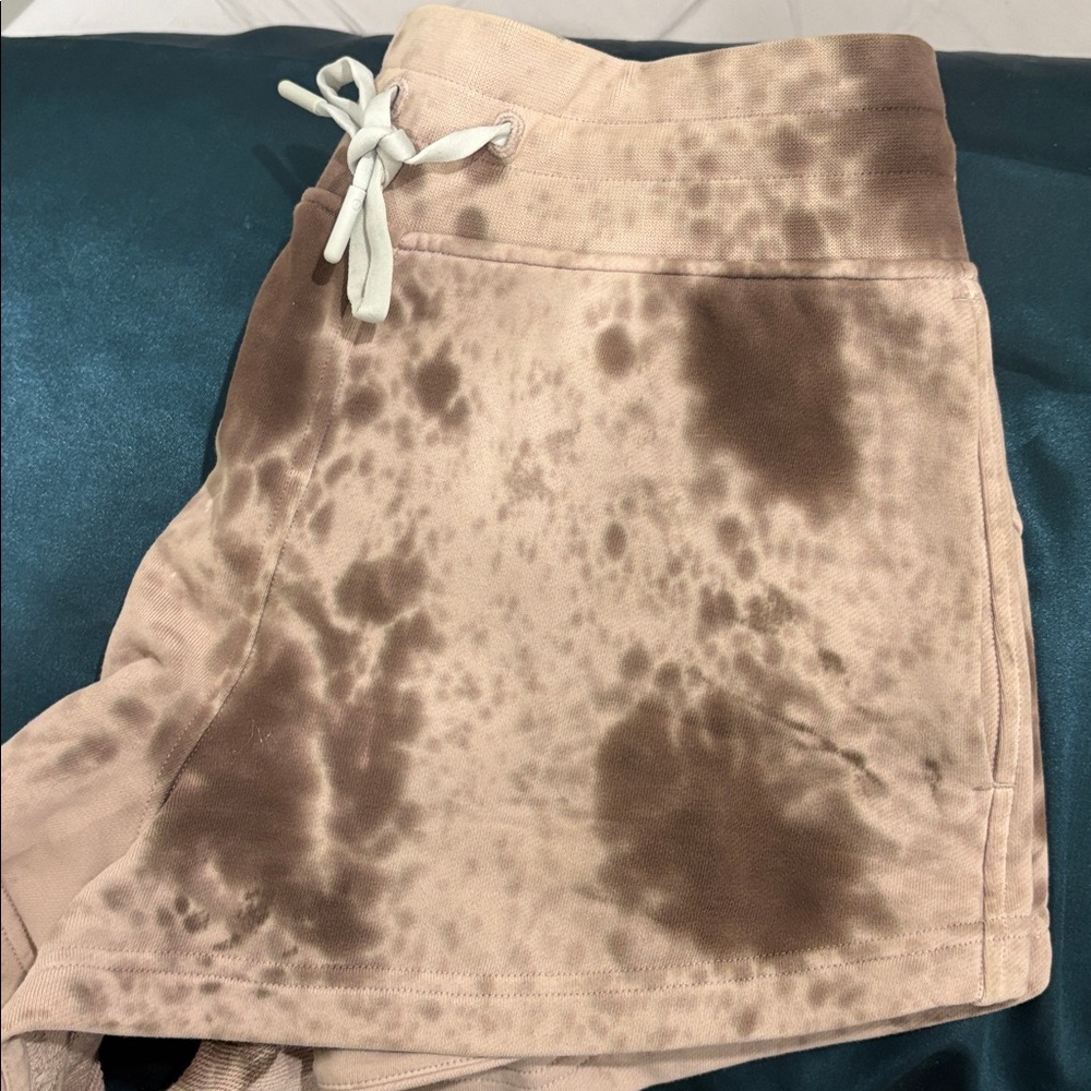 lululemon athletica 2.5 pink - Brown Tie-Dye Women Shorts